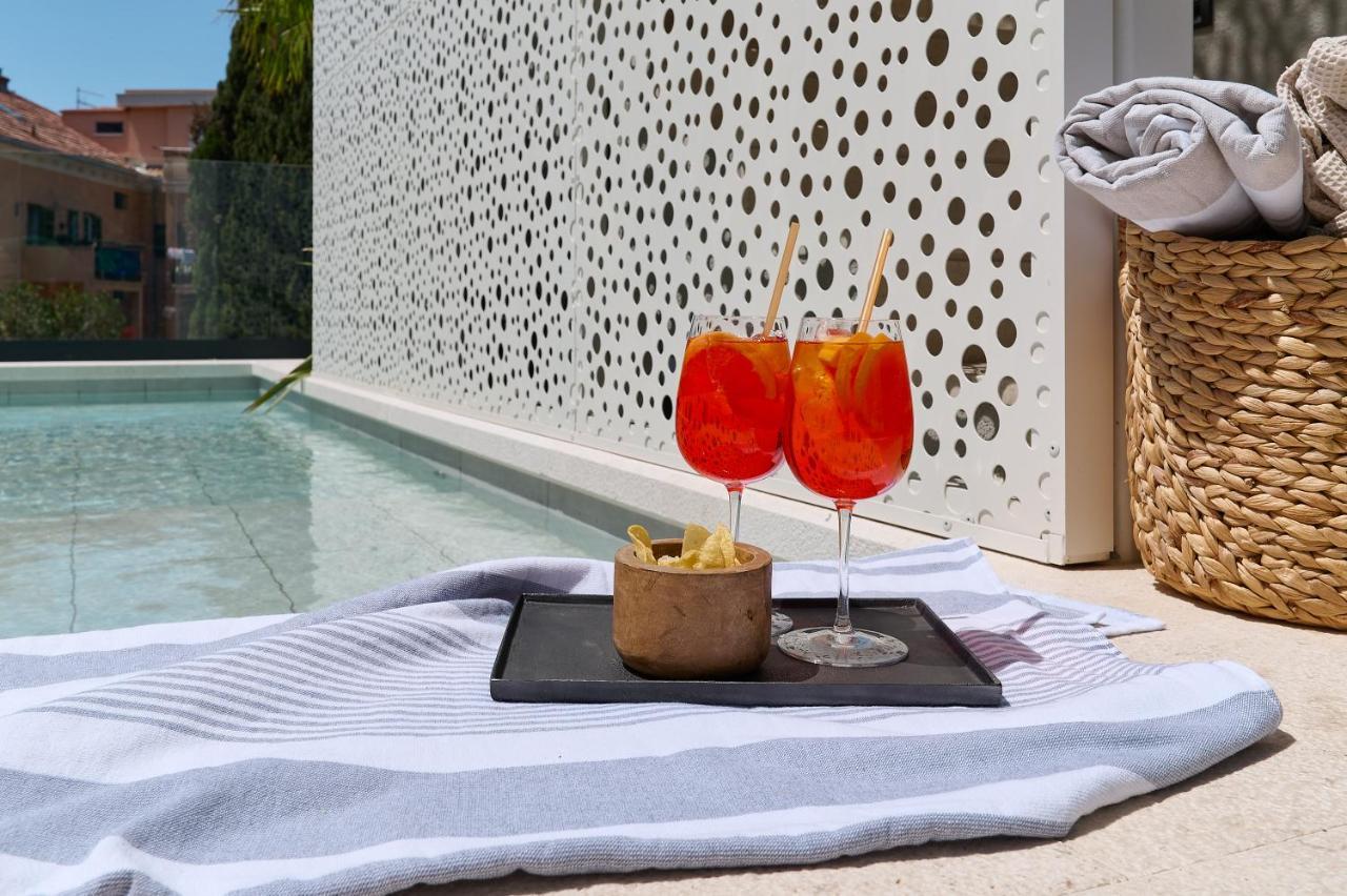 Luxury Mala Apartamento